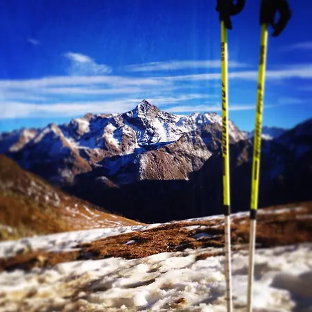 לינה וארוחת בוקר Cle Du Paradis